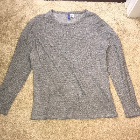 Gray H&M sweater - Picture 1 of 4